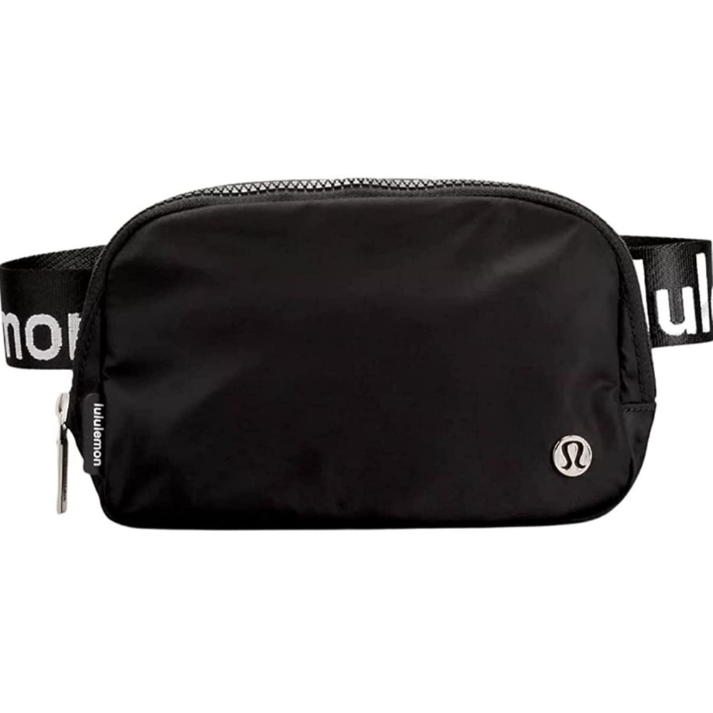 NWT lululemon Everywhere Belt Bag- Black/White